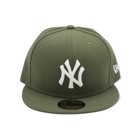 NEW ERA ARMY GREEN YANKEE FITTED