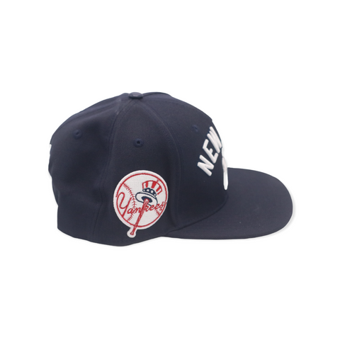 PRO STANDARD YANKEES SNAPBACK