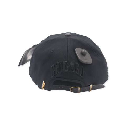PRO STANDARD BULLS TRIPLE BLACK SNAPBACK