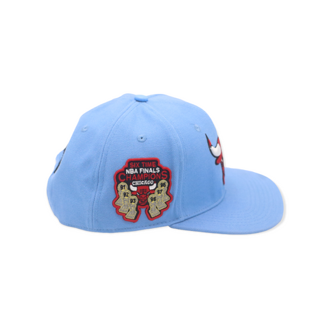 PRO STANDARD BULLS SNAPBACK