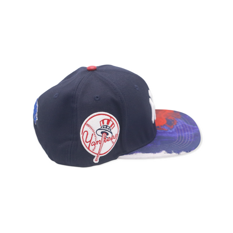 PRO STANDARD YANKEES SNAPBACK