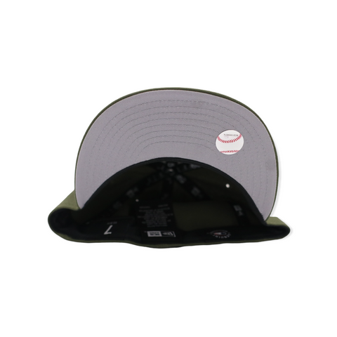 NEW ERA ARMY GREEN YANKEE FITTED
