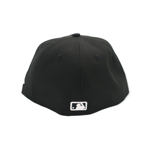 NEW ERA YANKEE FITTED HAT
