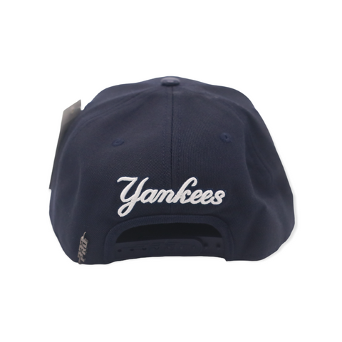 PRO STANDARD YANKEES SNAPBACK