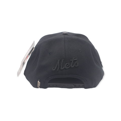PRO  STANDARD METS TRIPLE BLACK SNAPBACK