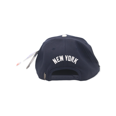 PRO STANDARD YANKEE LEGEND'S SNAPBACK