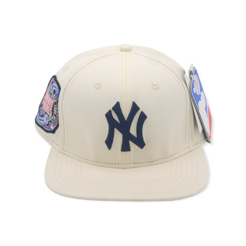 PRO STANDARD YANKEE SNAPBACK