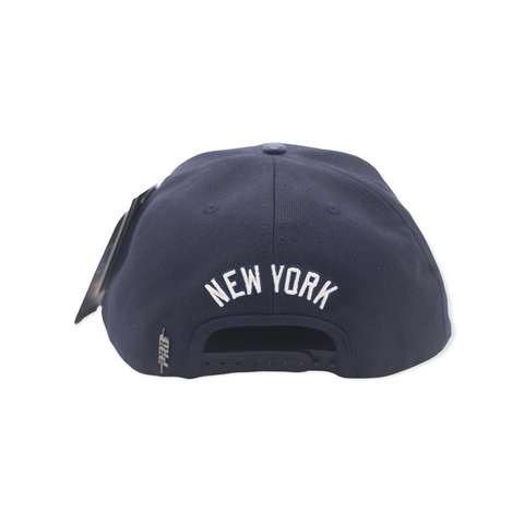 PRO STANDARD YANKEES SNAPBACK