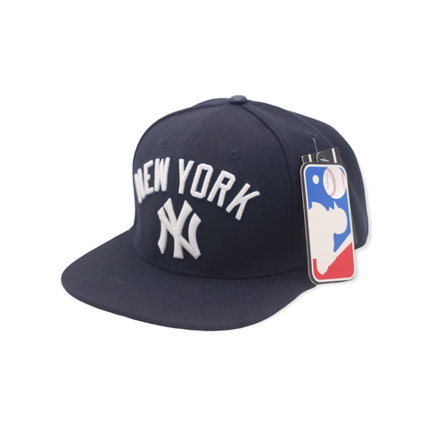 PRO STANDARD YANKEES SNAPBACK